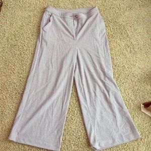 Lavender lose fit Capri pants